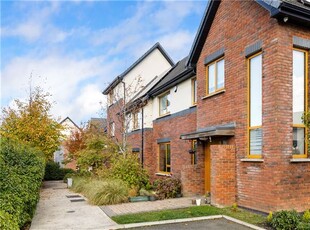 8 Dalriada Green, Knocklyon, Dublin 16