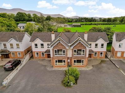 15/16 The Paddocks Ballydowney, Killarney