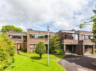 7 Hillcrest Court, Griffith Avenue, Dublin 9