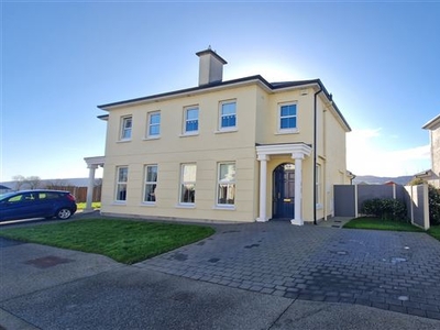 17 Longfield Avenue, Clonmel, Tipperary