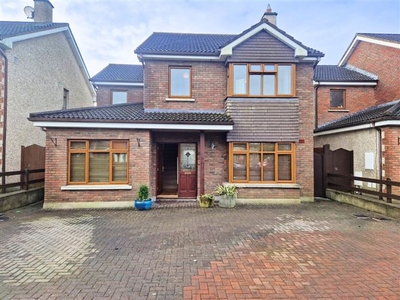 230 The Avenue, Petiswood Manor, Mullingar, Co. Westmeath