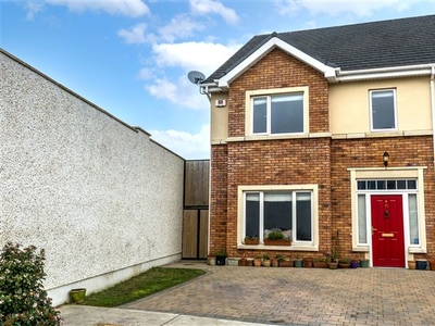 82 Crenigans Bánóg, Ashbourne, Meath