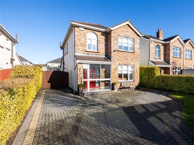 98 Castlefield Court, Clonsilla, Dublin 15