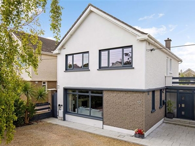 13 St Fintans Park, Sutton, Dublin 13