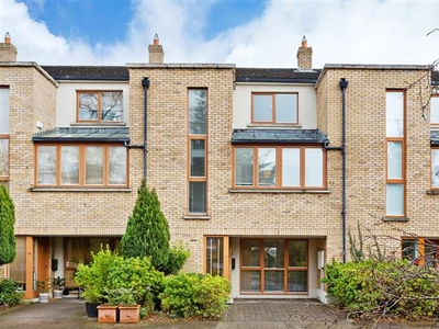 15 Merton Walk, Mount St Annes, Milltown, Dublin 6