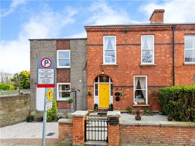 Donnybrook Hall, 6 Belmont Avenue, Donnybrook, Dublin 4