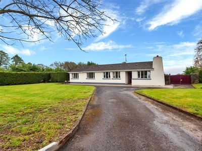 Residence on 0.75 Acres, Humphreystown, Blessington, Co. Wicklow, W91 V9R6.