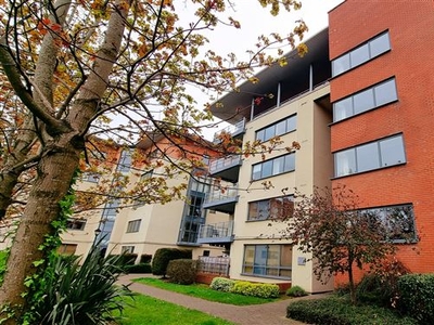 Apartment 33, East Courtyard, Tullyvale, Cabinteely, Dublin 18