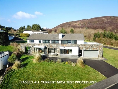 5 Harbour View, Fahan, Co. Donegal