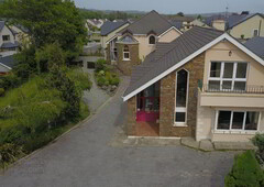 Oaklawn House, 4 Muckross Drive Muckross Road, Killarney