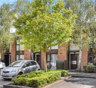 7 Castlegate Elms, Adamstown, Dublin