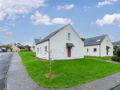 24 Seamount Village, Riverchapel, County Wexford