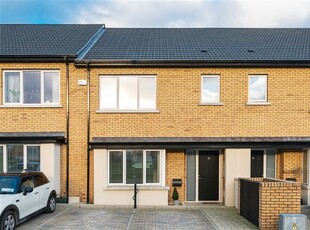 12 Clay Farm Green, Leopardstown, Dublin 18