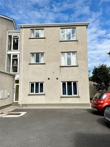 No. 6 Elizabeth Court Apartments, West End, Bundoran, Donegal