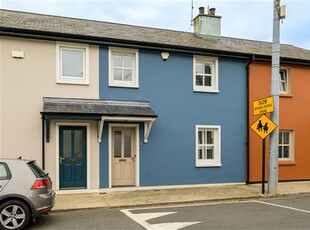 3 Abbey Gardens, Dundalk Street, Carlingford, Louth