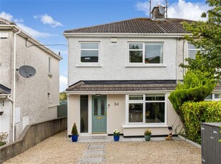 34 Kingston Grove, Ballinteer, Dublin 16