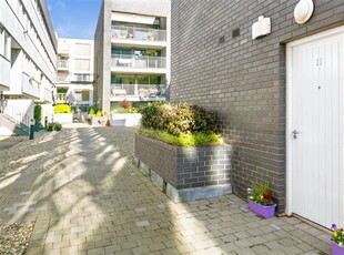 11 The Moorings, Fitzwilliam Quay, Ringsend, Dublin 4