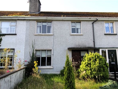 8 St. Cynoc's Terrace, Ferbane, Co. Offaly