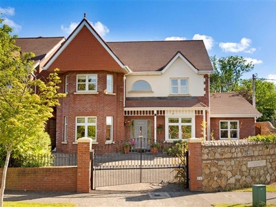 1 Pavillion Gate, Foxrock, Dublin 18, County Dublin