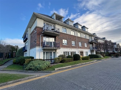 240 Hampton Square, Navan Road, Dublin 7