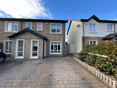 27 Cois Glaisin Lawn Johnstown, Navan, Meath