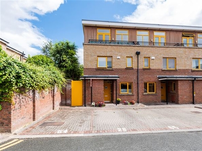 28 ALL HALLOWS SQUARE , Drumcondra, Dublin 9