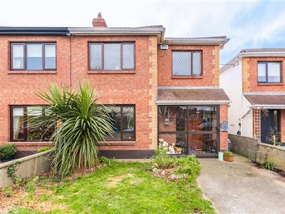 37 Clanmawr, Shankill, Dublin 18