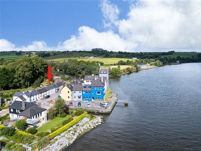 Hamlet Cottage, Kilmacsimon Quay, Bandon, Cork