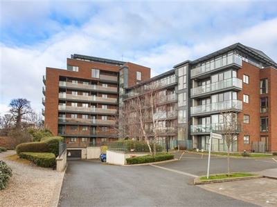 27 Weavers Hall, The Gallops, Leopardstown, Dublin 18