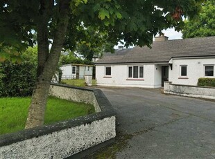 4 Woodside, Ballaghaderreen, Roscommon