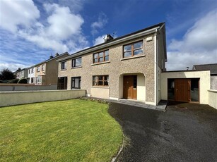 64 Collins Park, Gallows Hill, Ennis, County Clare