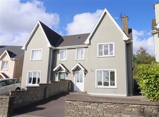 8 The Hawthorns, Skibbereen, West Cork