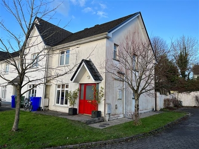 64 Cnoc Ard, Ballina, Tipperary