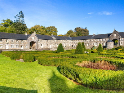 16 The Main Courtyard Headfort Demesne, Kells