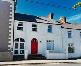 2 Seaville Terrace, Sea Road, Blackrock, County Louth