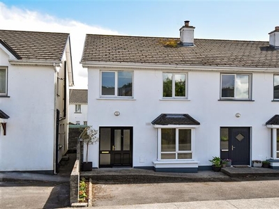 30 Leas na Creige, Oughterard, Galway