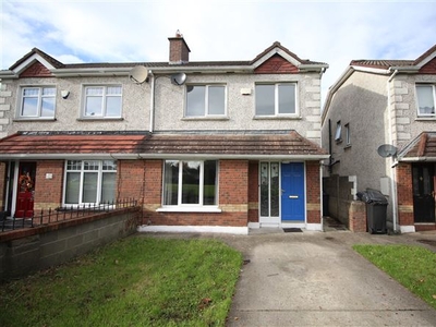 8 Deerhaven View, Clonee, Dublin 15