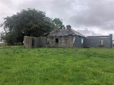 Derelict House on c. 1 acre at Menlough Village, Menlough, Galway