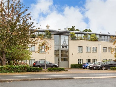 13 Joyce Hall, Carrickmines Wood, Carrickmines, Dublin 18