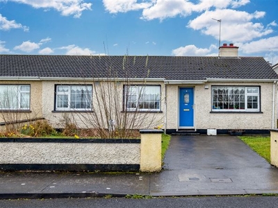 4 Woodview Terrace, Woodford, Co. Galway