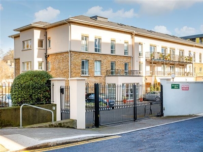 5 Riverbank House, Islandbridge, Dublin 8