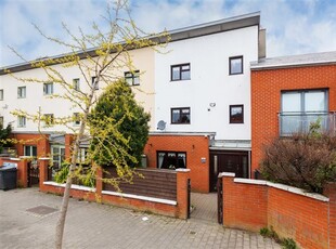 29 Longdale Terrace, Santry, Dublin 9