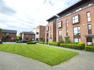 5 Castlegate Green, Adamstown Castle, Lucan, Dublin