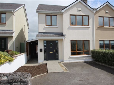 60 Heather Grove, Clara, Offaly