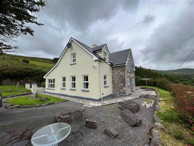 Ref 1074 - The Old School, Kilmackerrin East, Waterville, Kerry