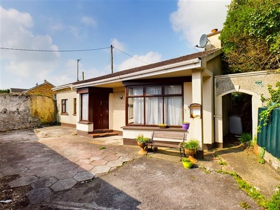 Rock Cottage, Church Road, Tramore, Waterford X91 P6F7