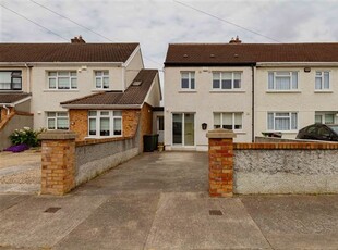 72 St Brendans Crescent, Walkinstown, Dublin 12