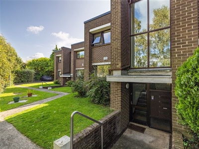 6 Hillcrest Court, Griffith Avenue, Glasnevin, Dublin 9