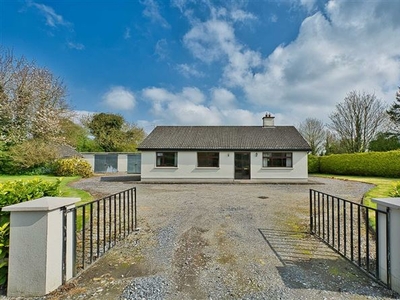 Residence And 13 Acres, Towlaght, Clonard, Enfield, County Meath