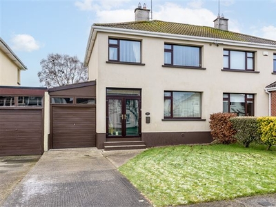 8 Castle Park, Ashbourne, Meath